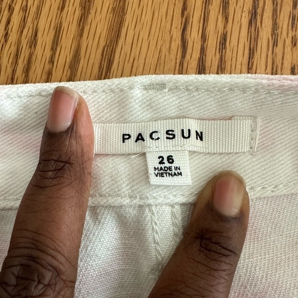 PacSun Tie Dye Pink And White Fringe Mini Jean Skirt Size 26 NWOT - Picture 7 of 9